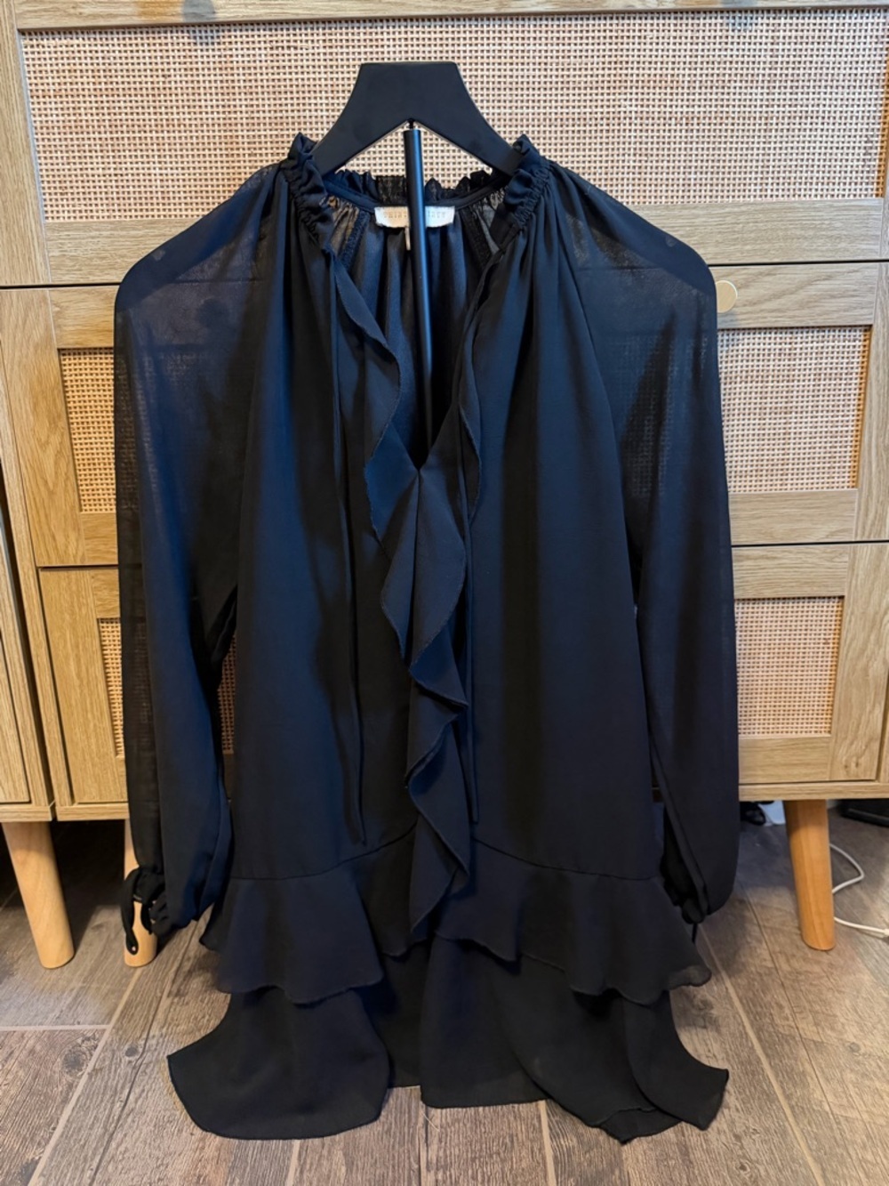 Women's Black Ruffle-Front Long Sleeve Dress